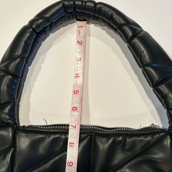 Zara Black Faux Leather Quilted Puffer Shoulder Bag Purse - Picture 5 of 7